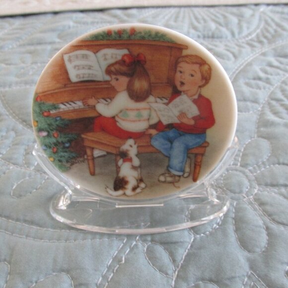 Hallmark Keepsake Ornament 1988 Waiting For Santa Collectors‎ Plate Lot of 2 - Picture 4 of 9